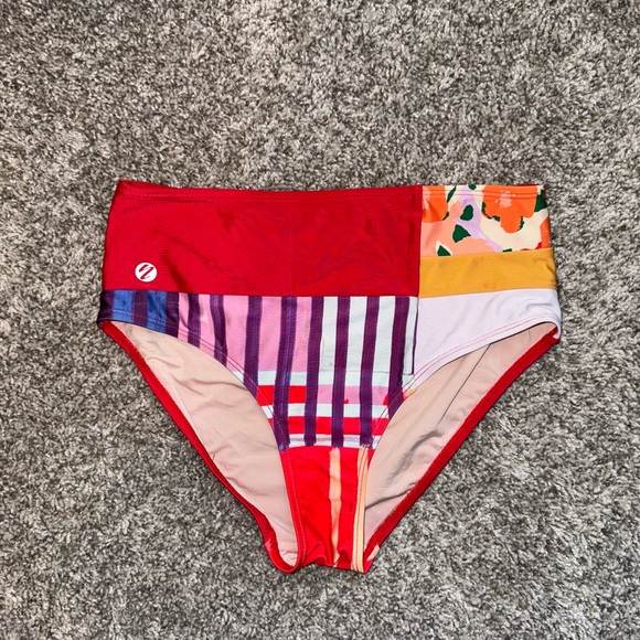 Santiago Patch Swim Bottom - Picture 5 of 5